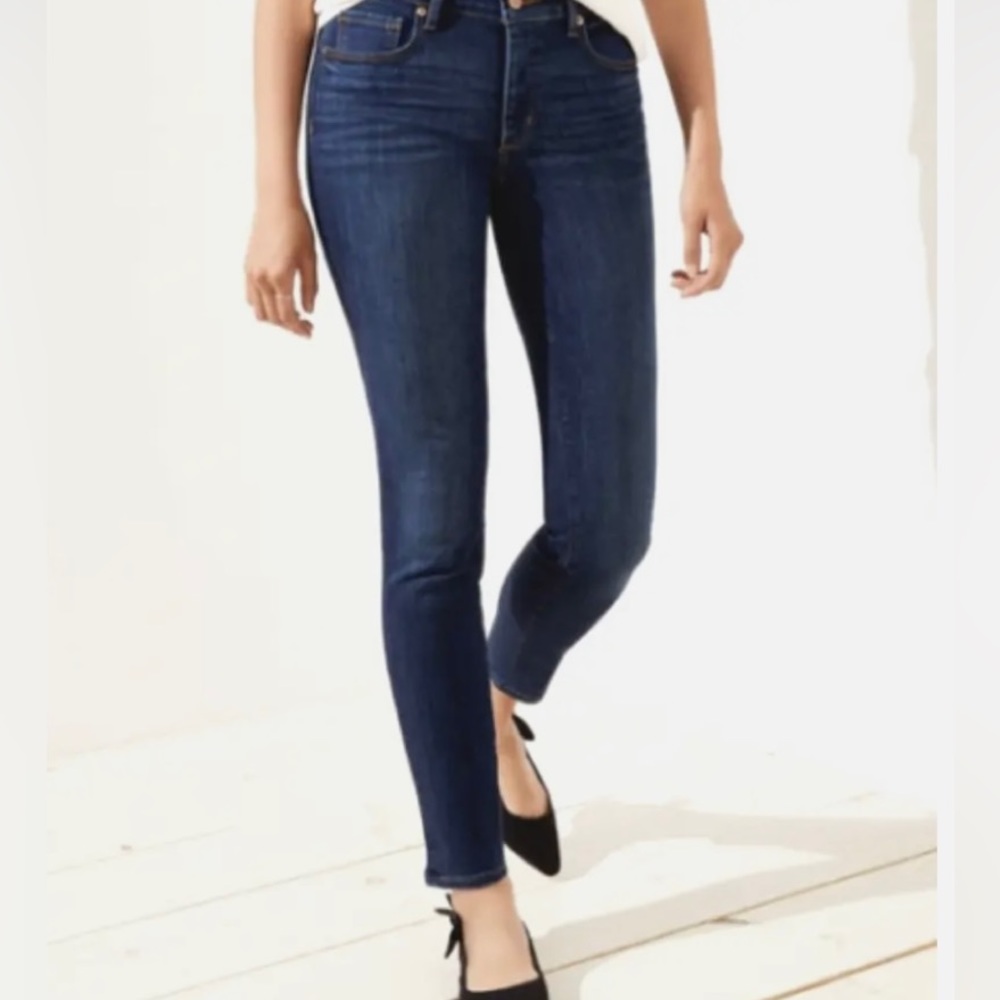 LOFT Curvy Skinny Jeans• Sz 30/10P